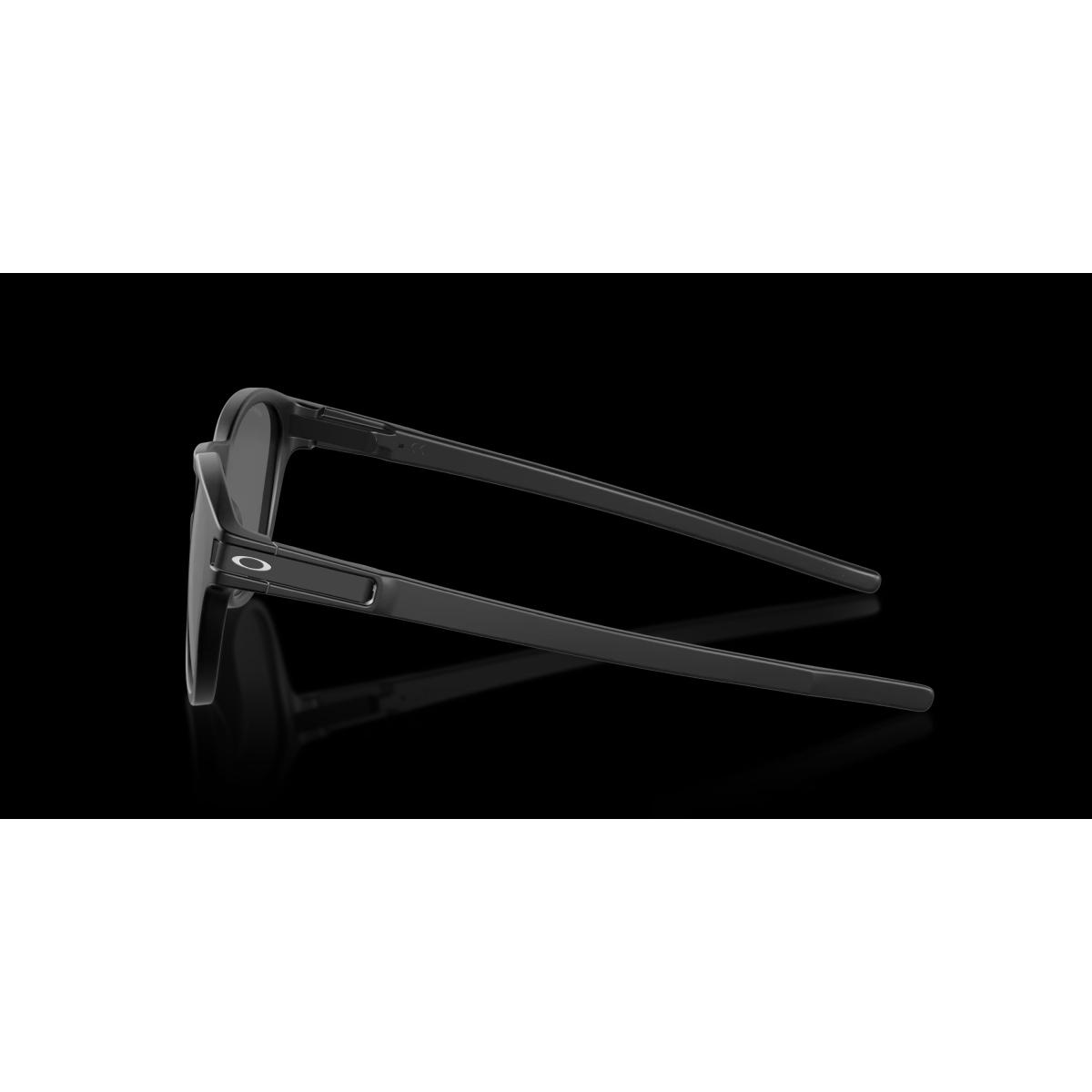 Latch Oakley