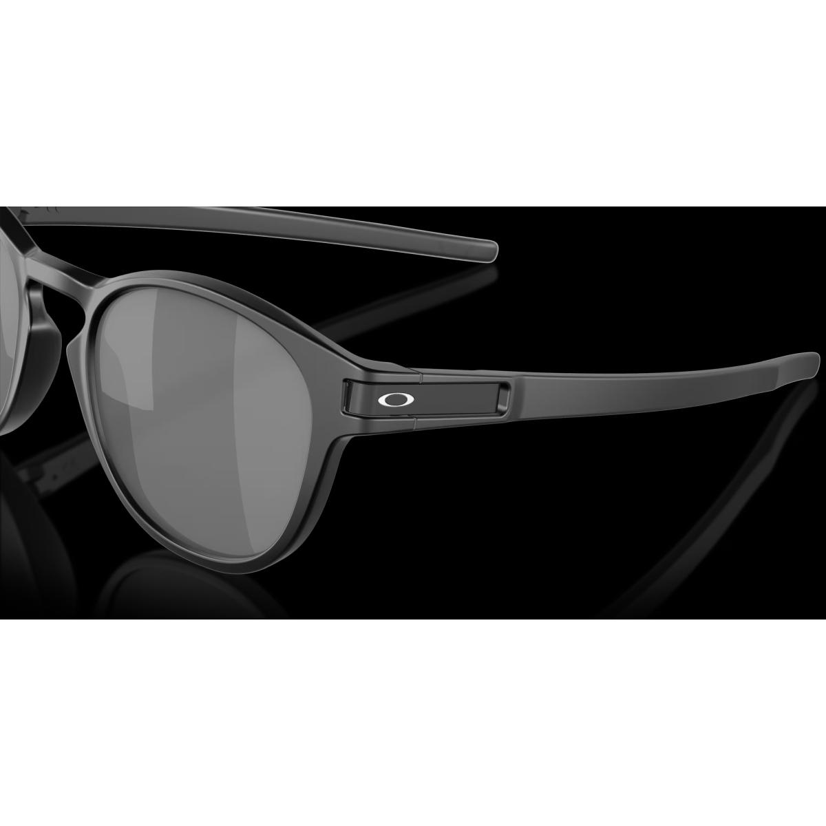 Latch Oakley