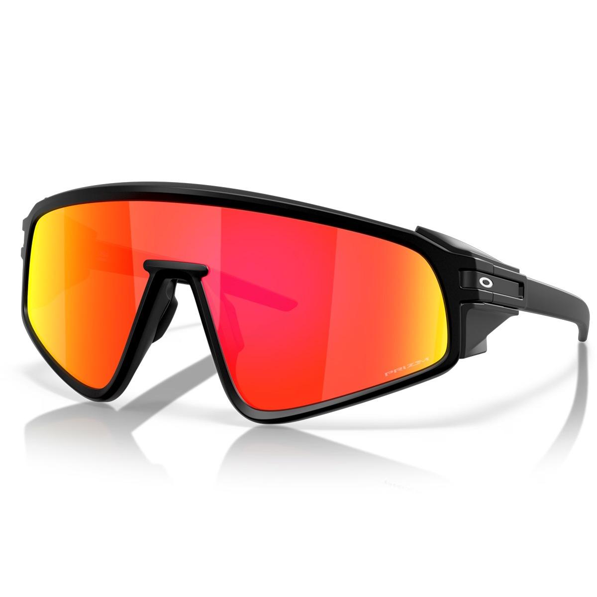 Latch Panel Oakley