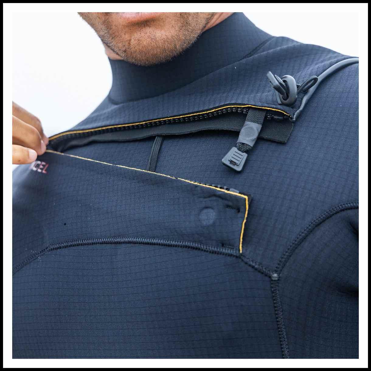 New Infiniti 5/4 Chest Zip Nero Xcel