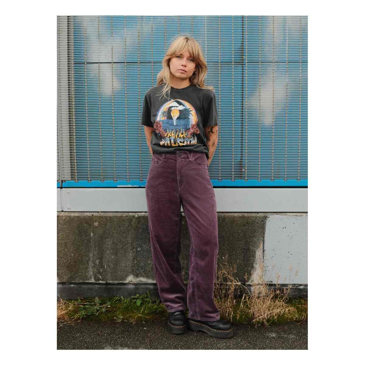 Weellow Corduroy Volcom