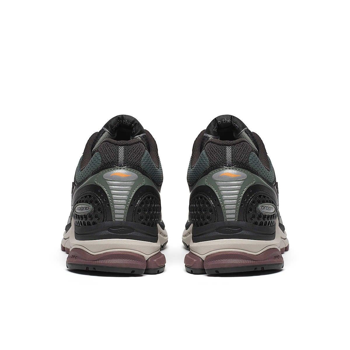 Progrid Triumph 4 Saucony