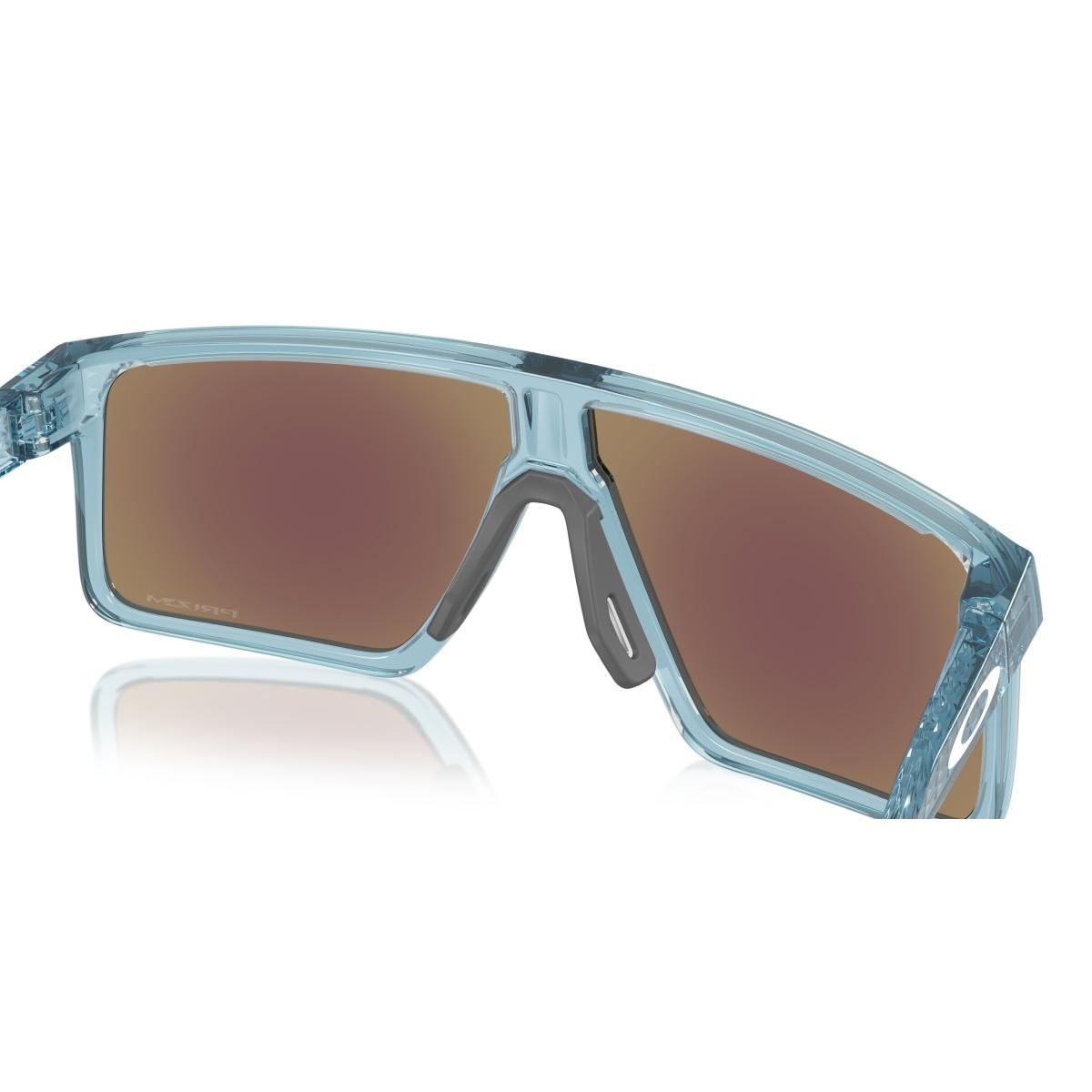 Helux Oakley