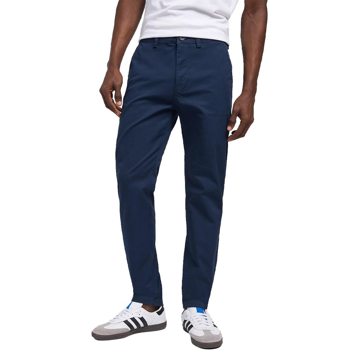 Slim Chino Lee