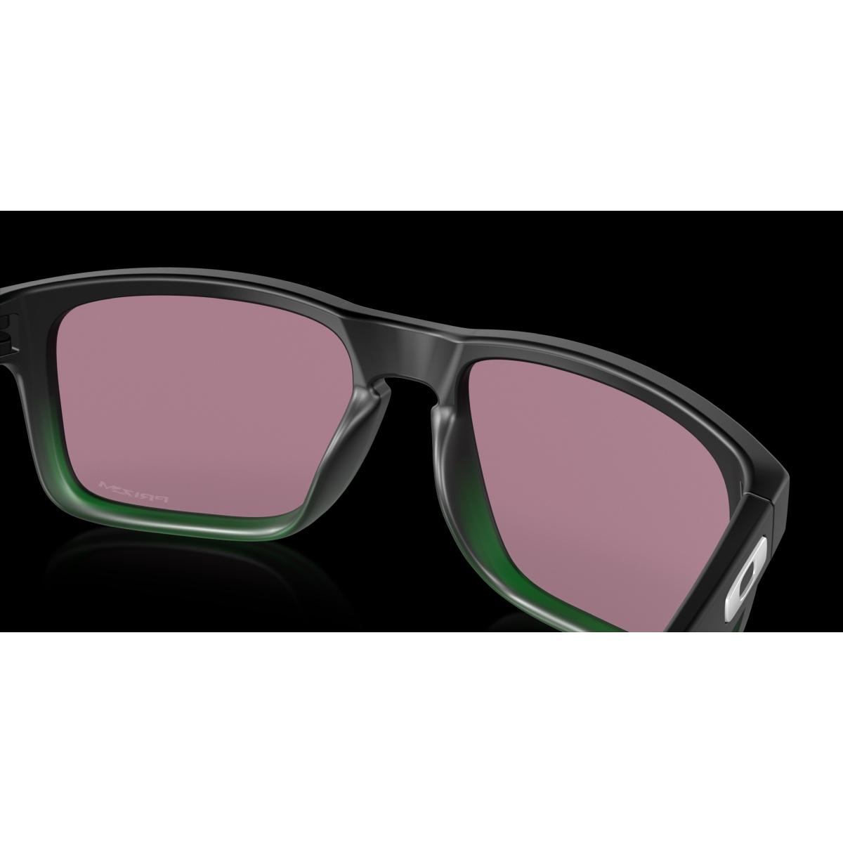 Holbrook Oakley