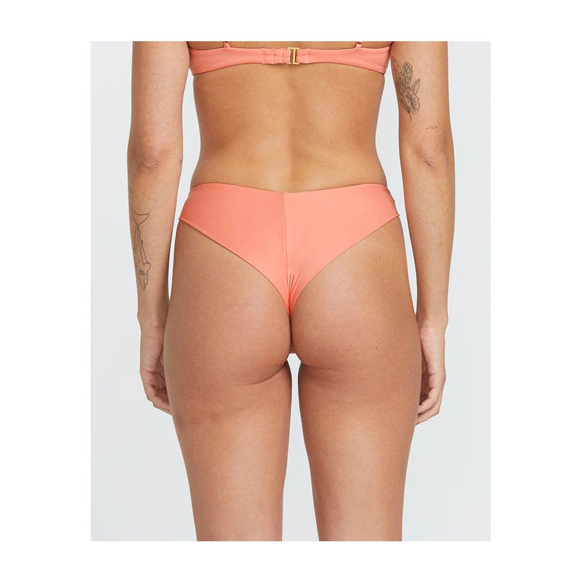 Simply Seamless Volcom