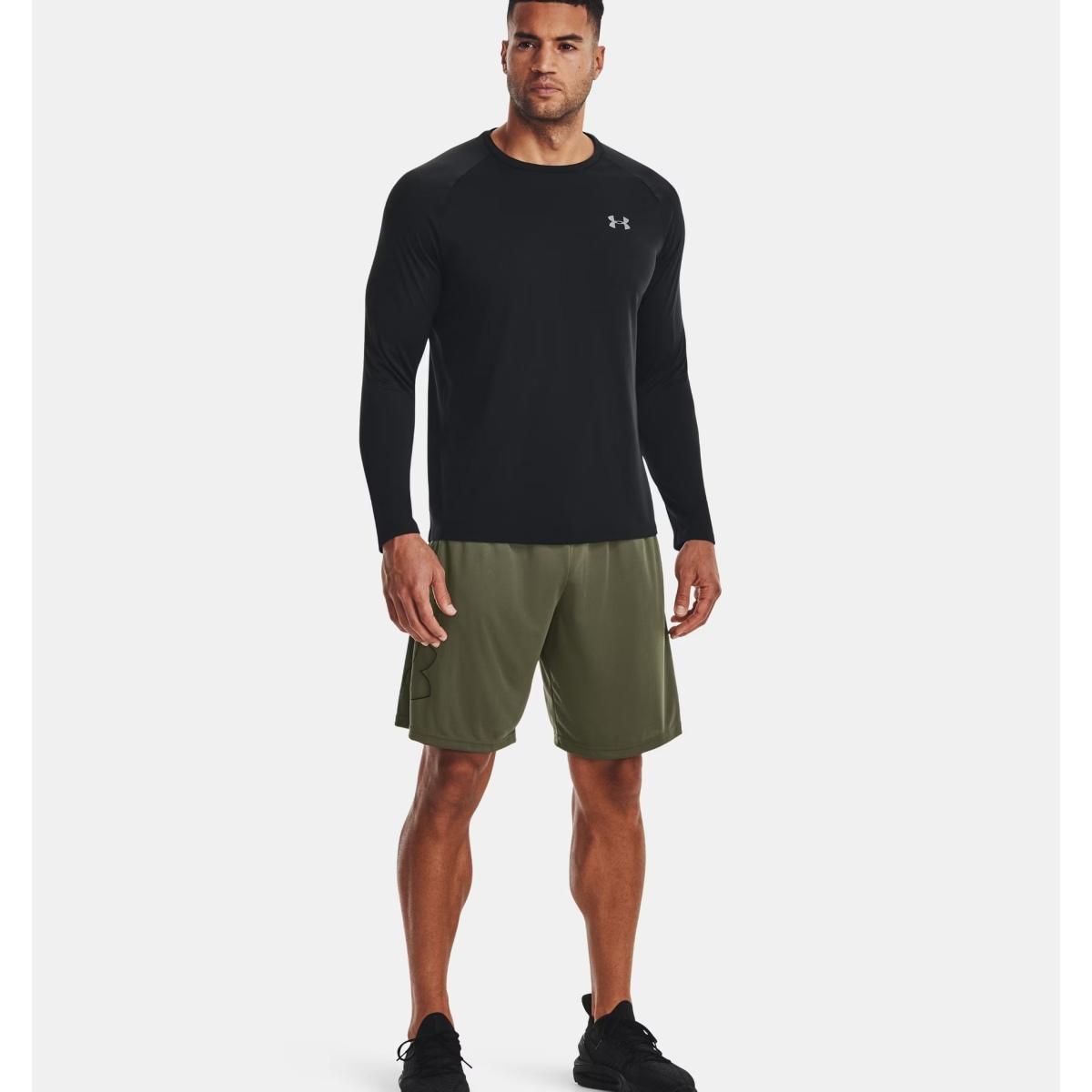 Tech Graphic Under Armour