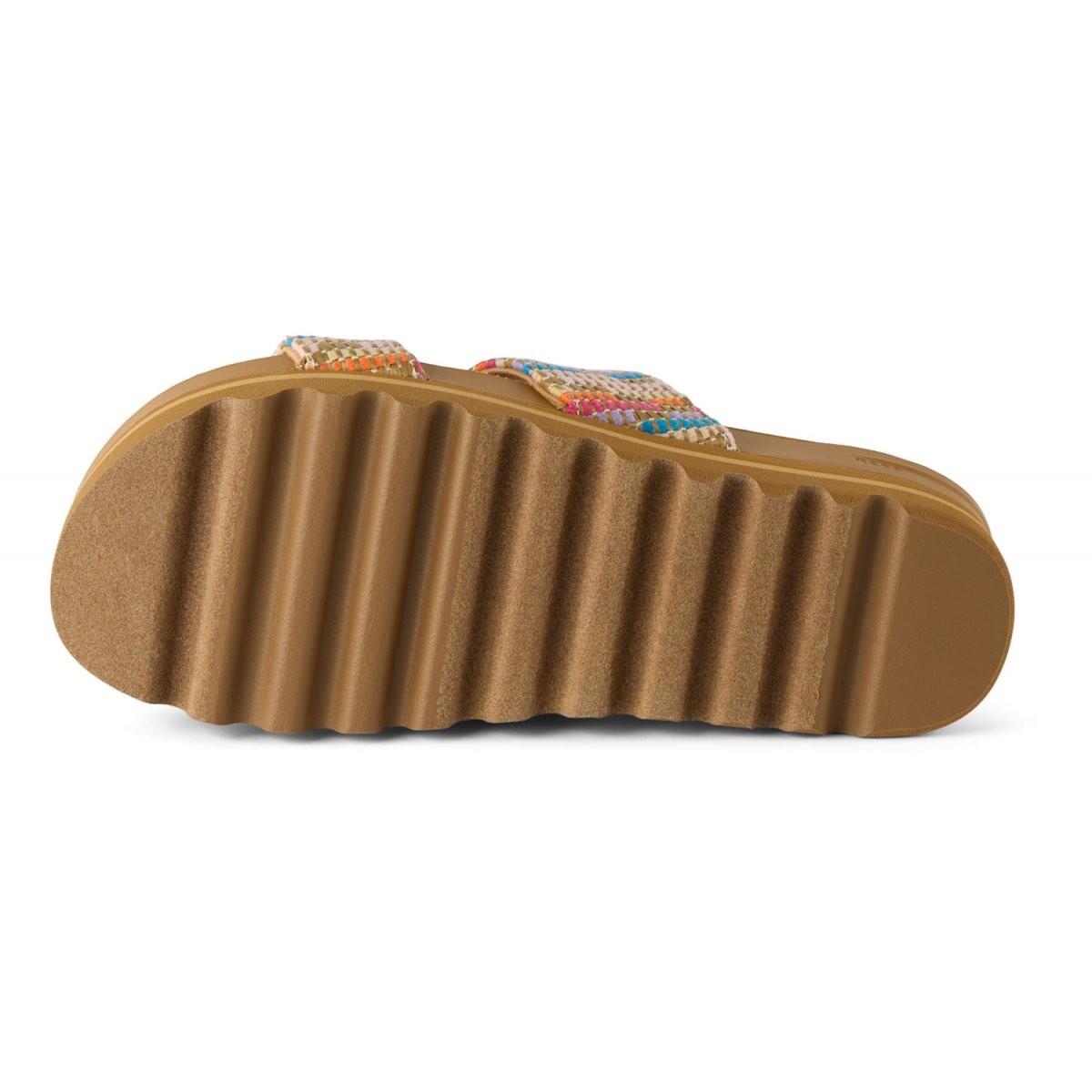 Cushion Vista Hi Reef