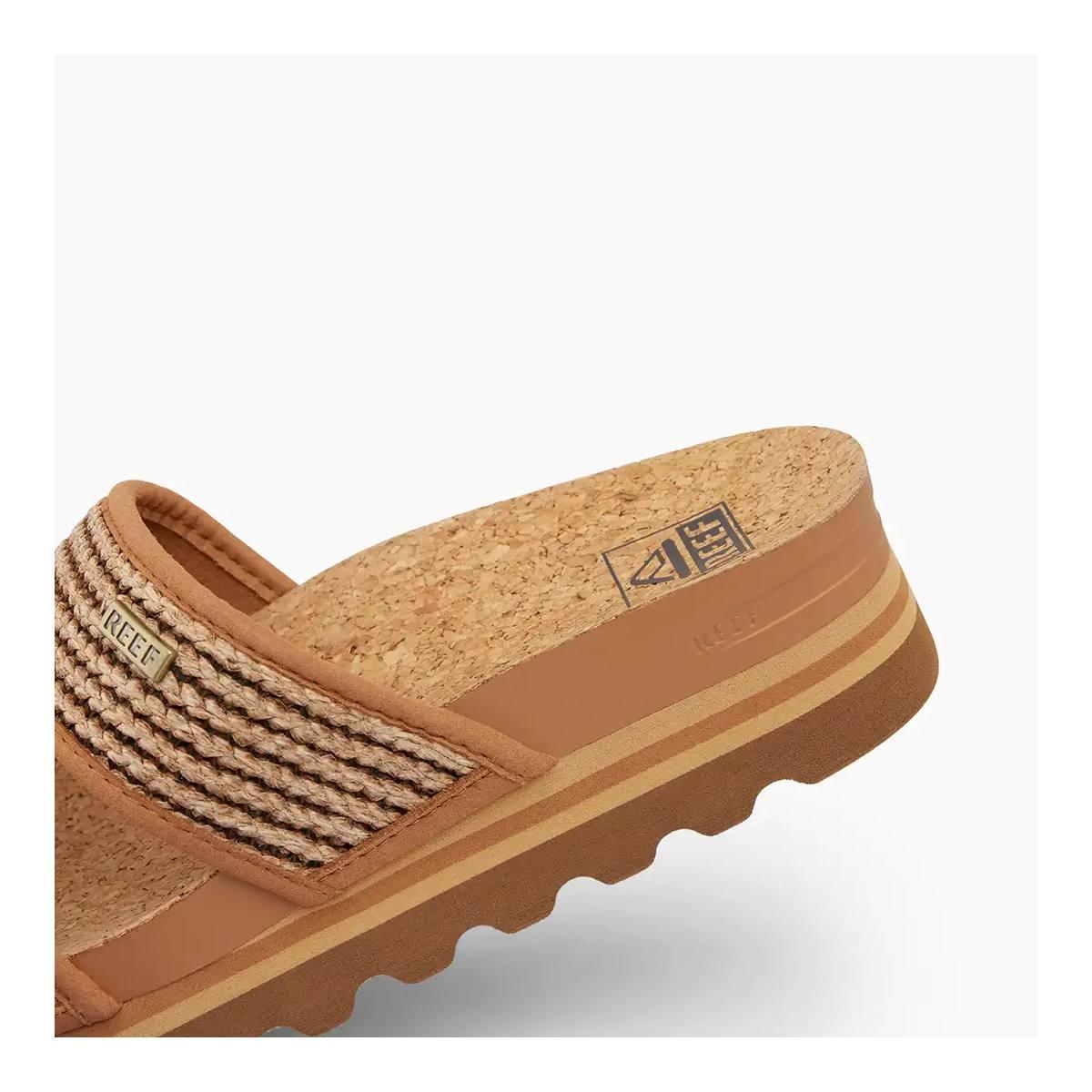 Cushion Vista Hi Reef