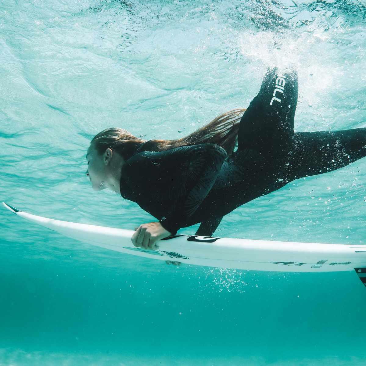 Hyperfreak 4.3MM + Chest Zip O Neill