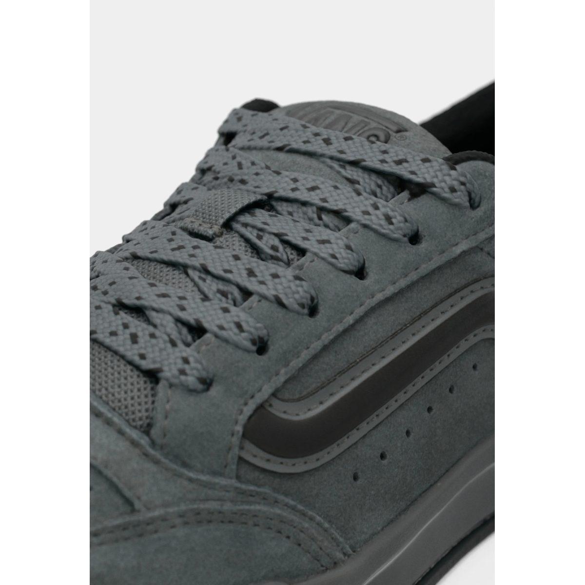 Hylane Vans