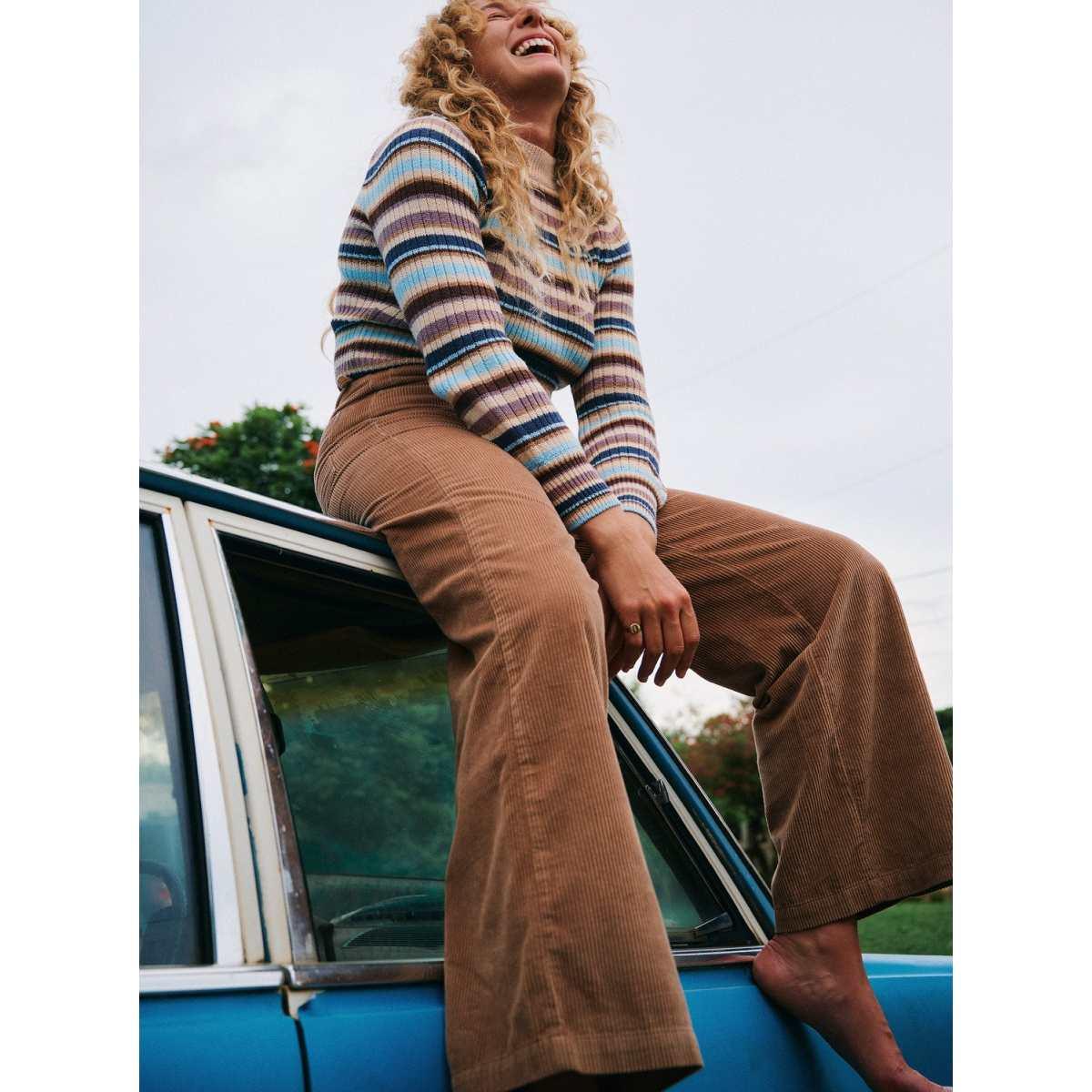 Surf On Clouds Cord Roxy