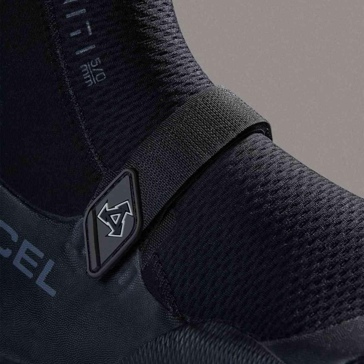 Infiniti 5MM Split Toe Xcel
