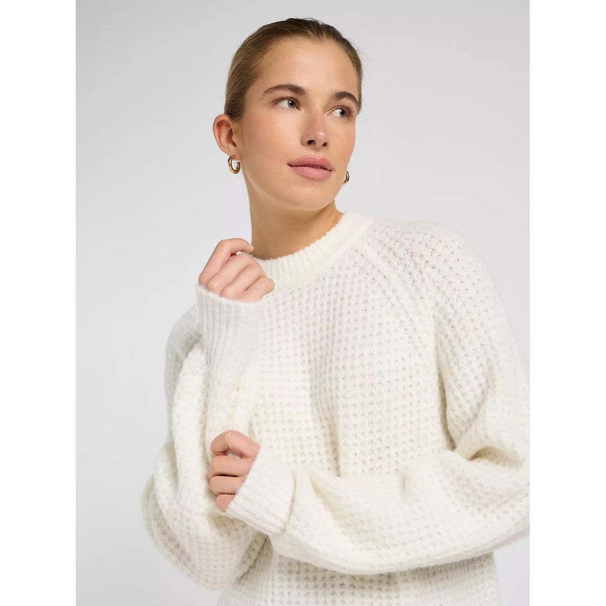 Knit Lee