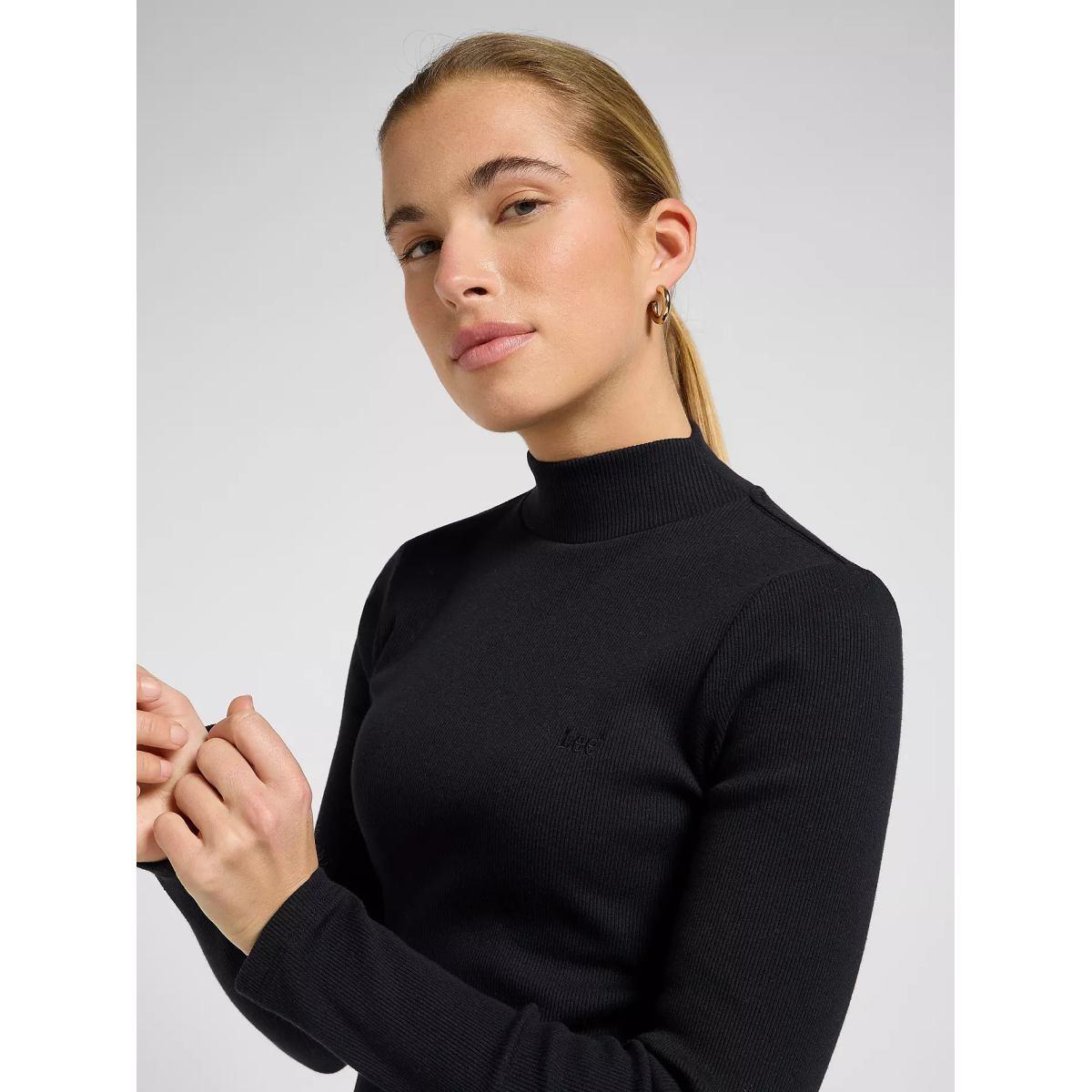 Mock Neck Lee