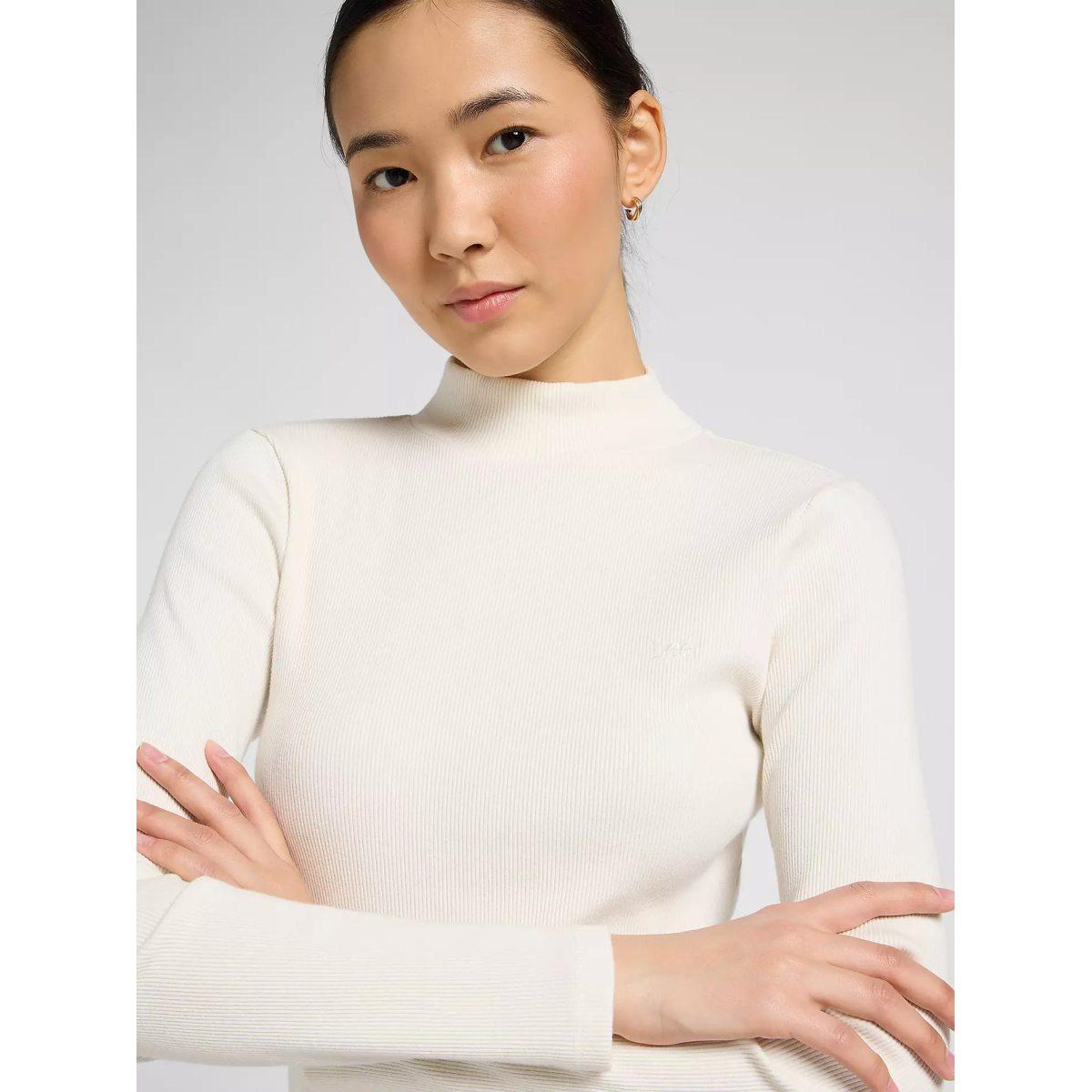 Mock Neck Lee