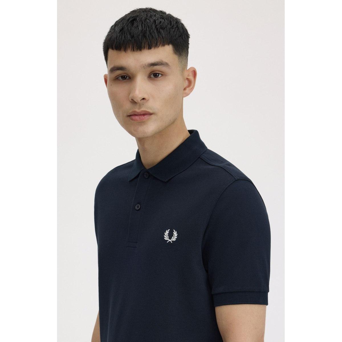 The Fred Perry Shirt M6000 Fred Perry
