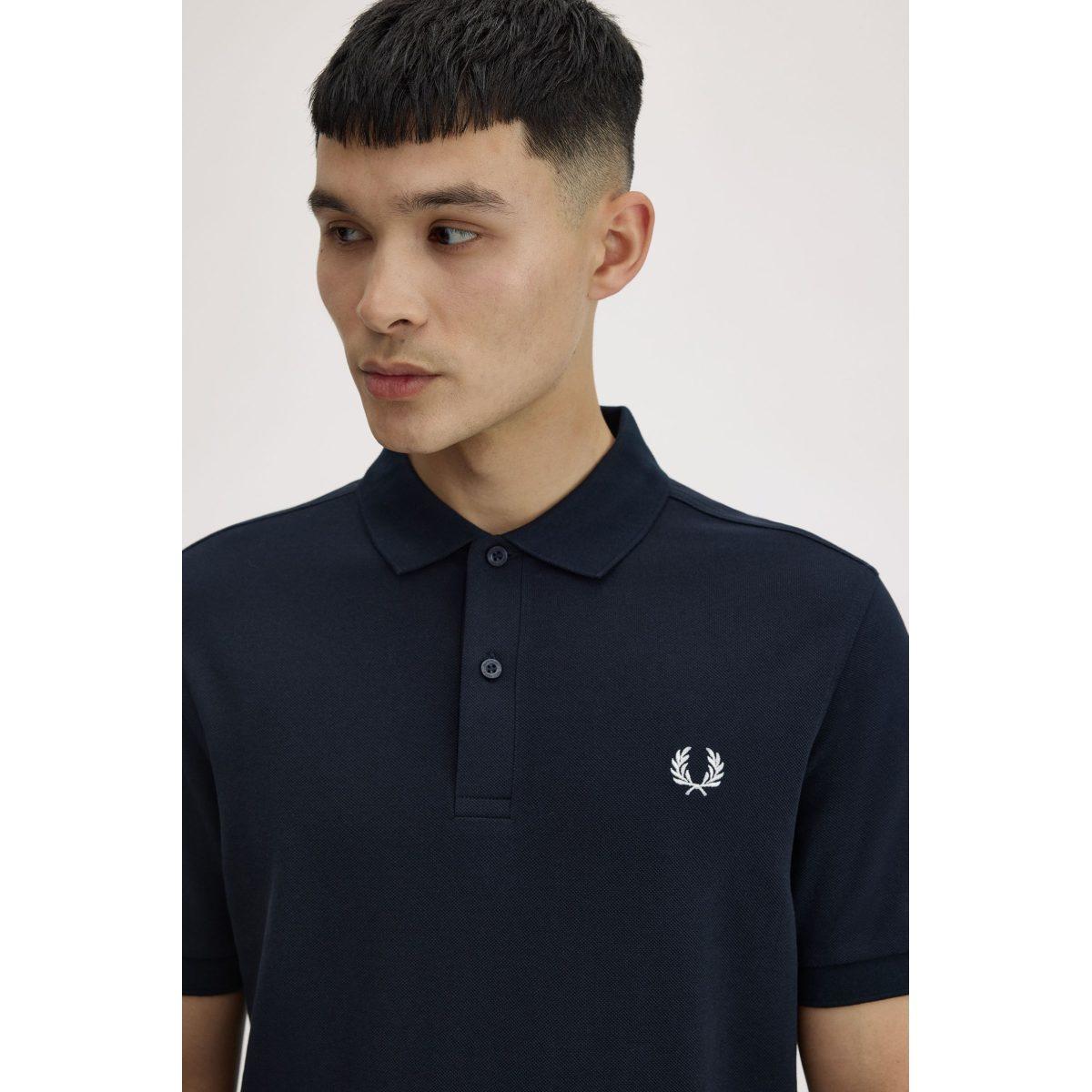 The Fred Perry Shirt M6000 Fred Perry