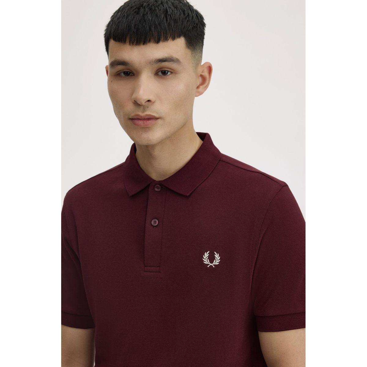 The Fred Perry Shirt M6000 Fred Perry