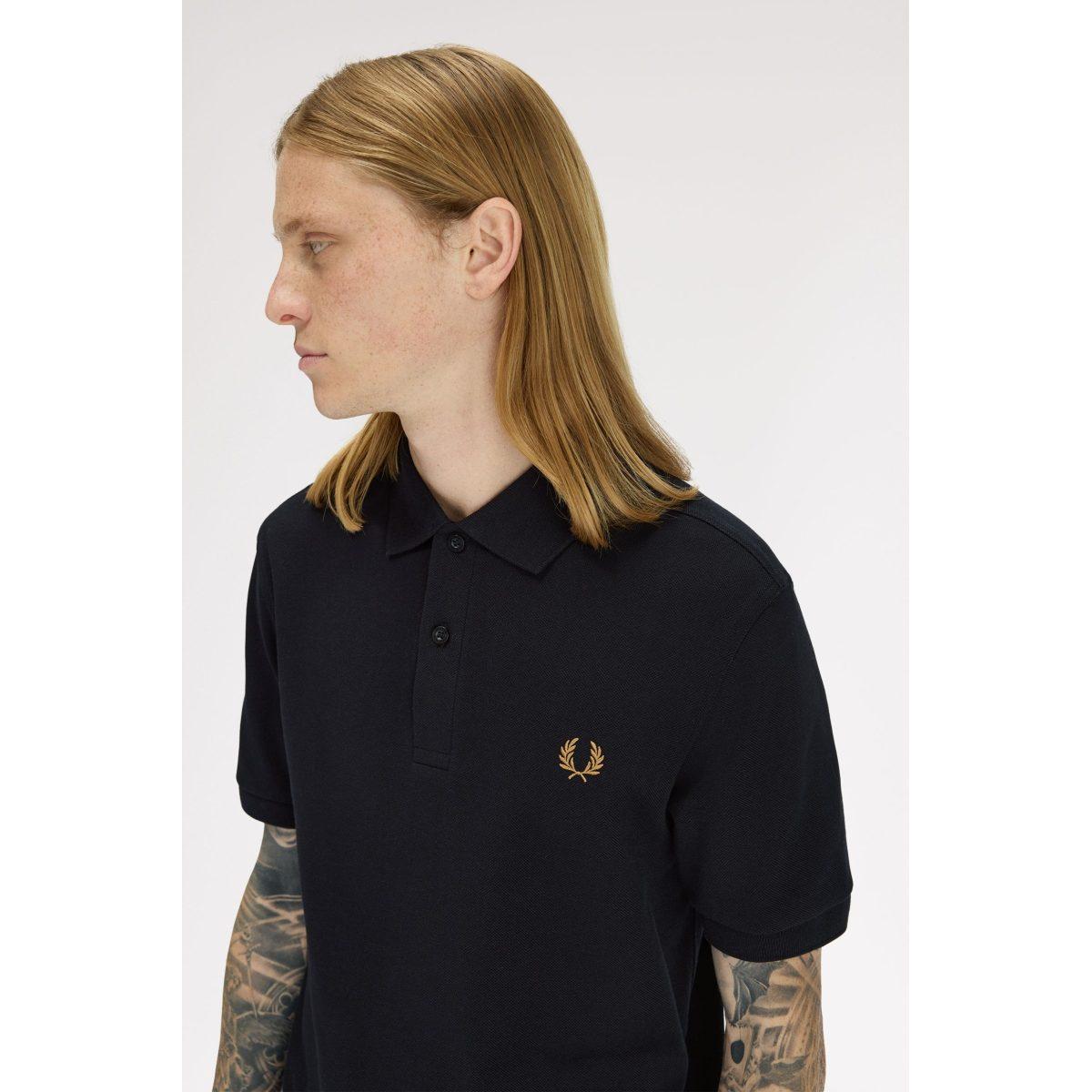 The Fred Perry Shirt M6000 Fred Perry