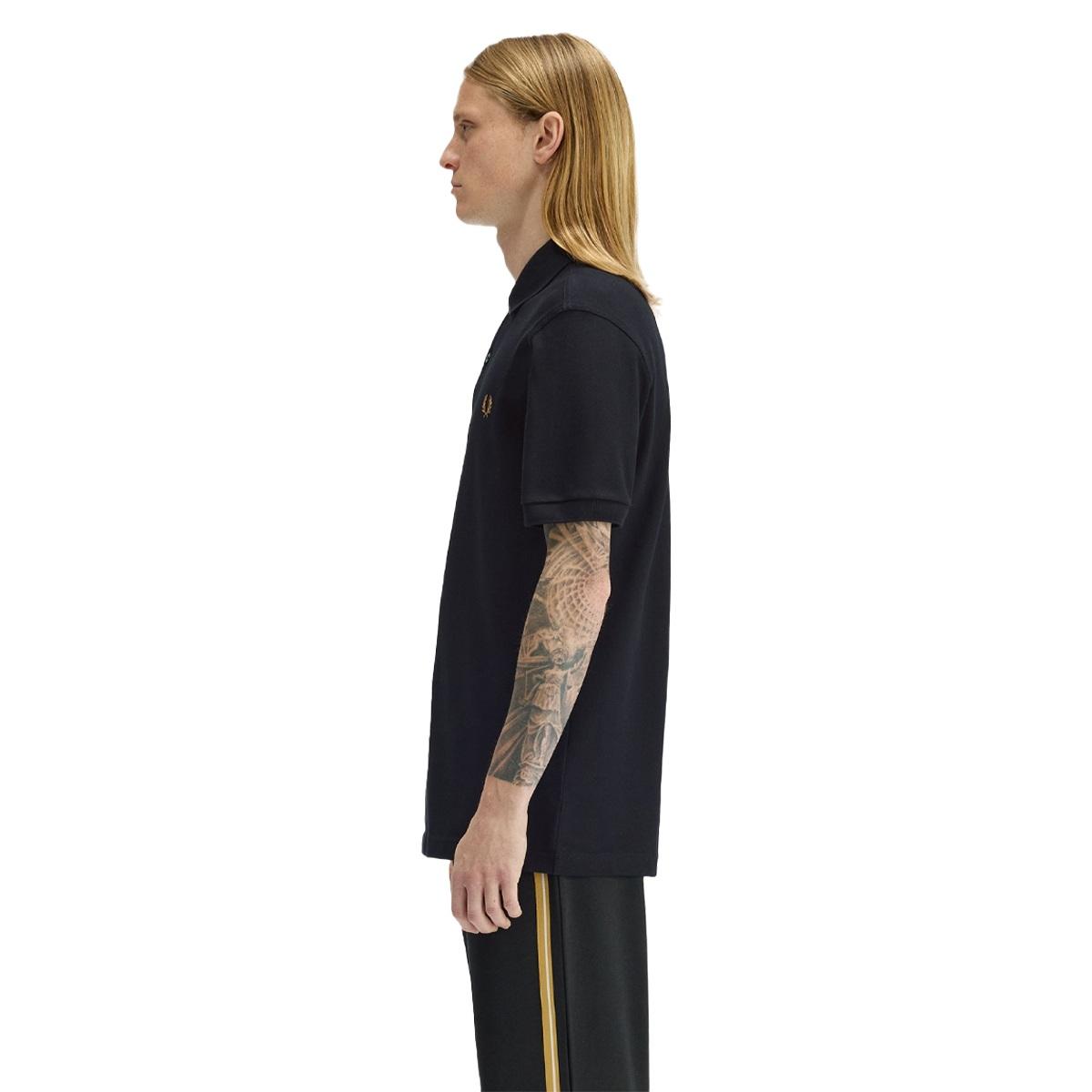 The Fred Perry Shirt M6000 Fred Perry
