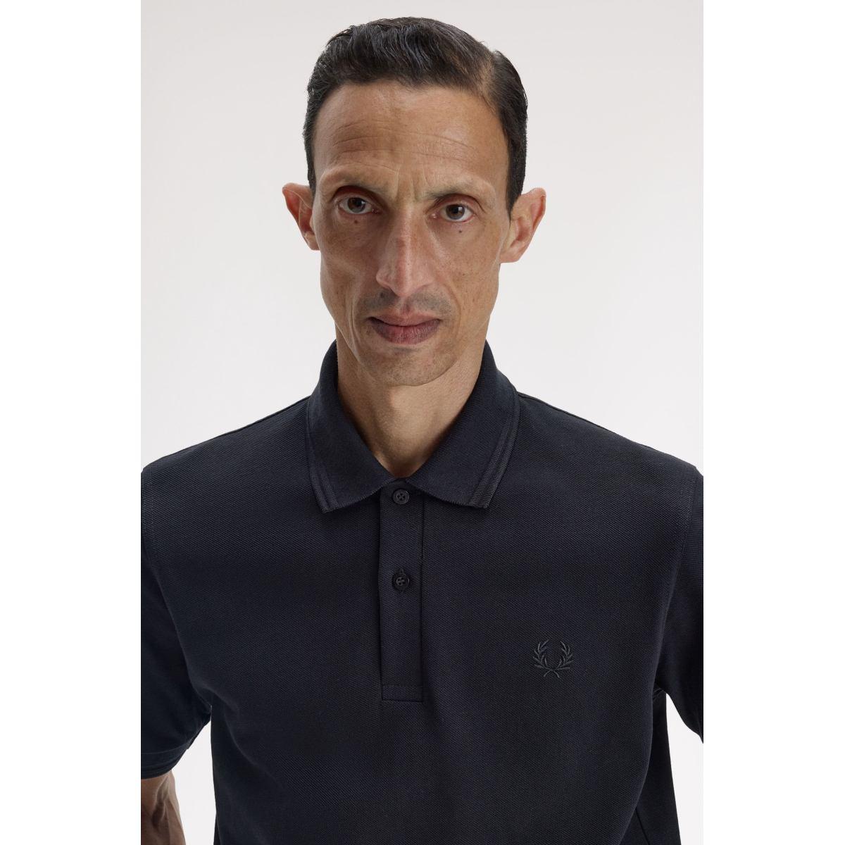 The Fred Perry Shirt M12 Fred Perry