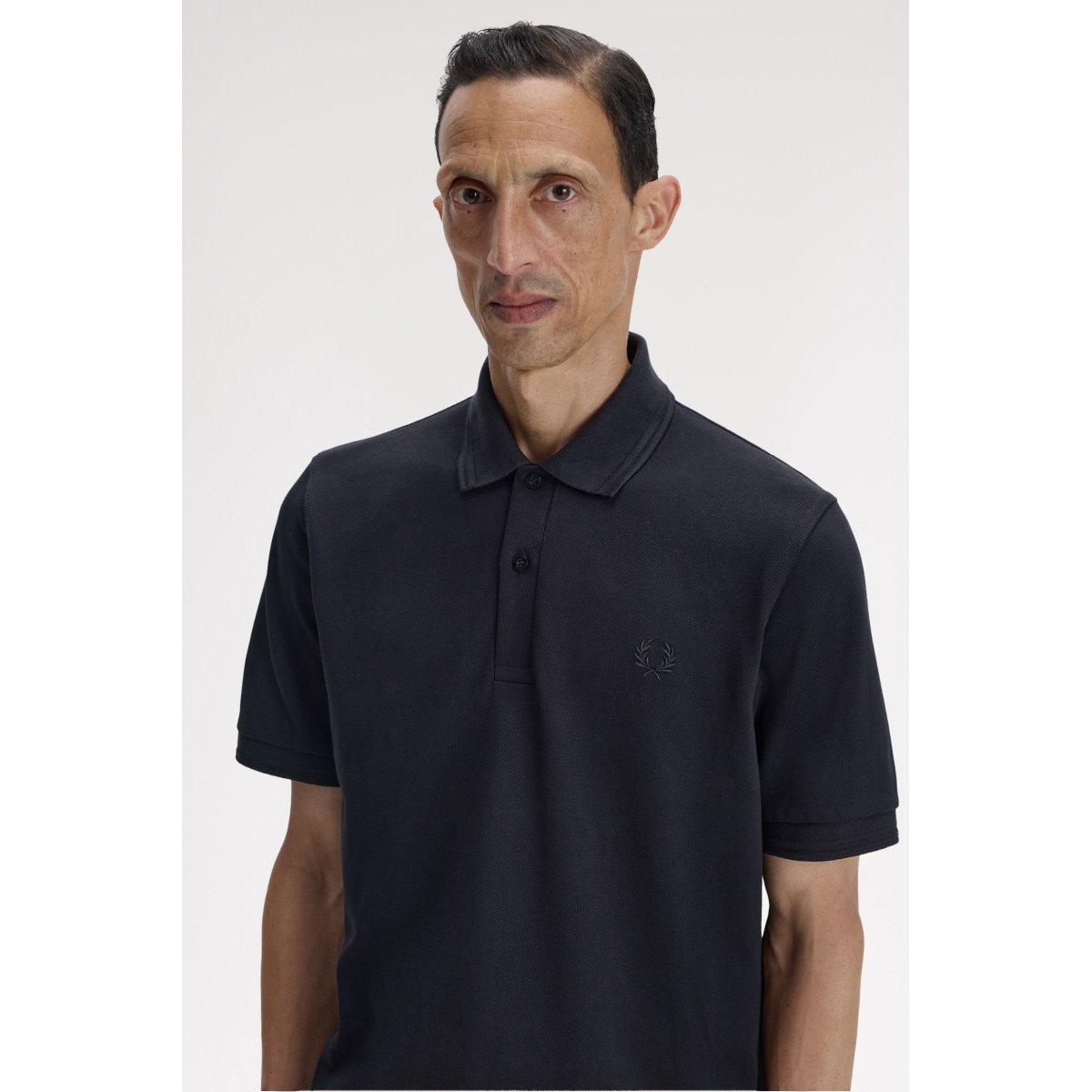 The Fred Perry Shirt M12 Fred Perry