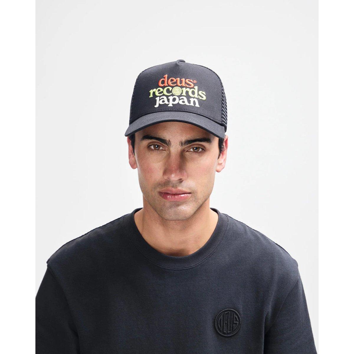 Strata Trucker Deus Ex Machina