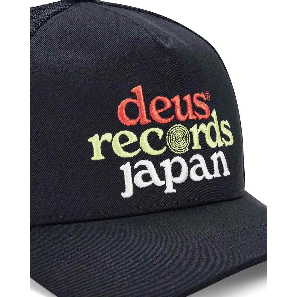 Strata Trucker Deus Ex Machina