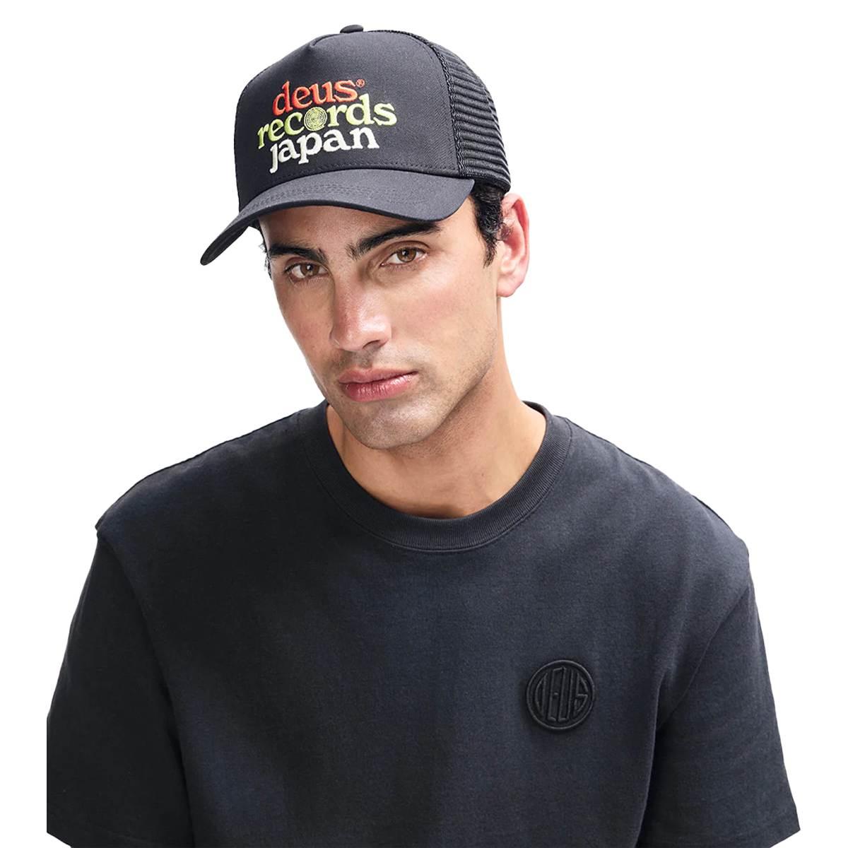 Strata Trucker Deus Ex Machina