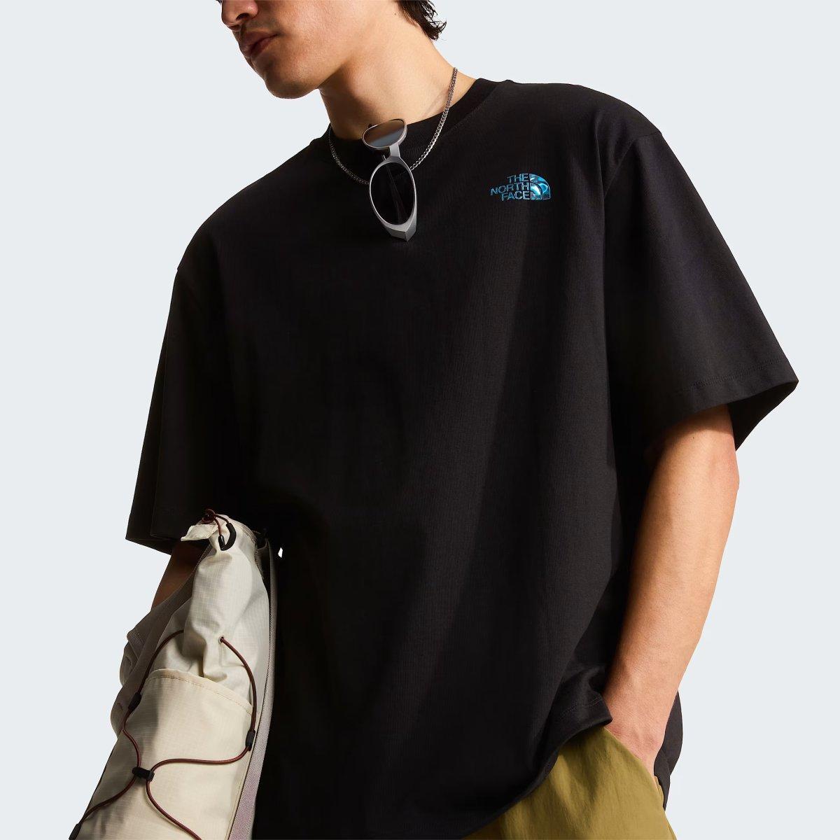 Liquid NSE Box Oversized Graphic The North Face