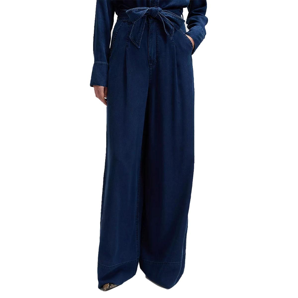 Pleated Wide Lee