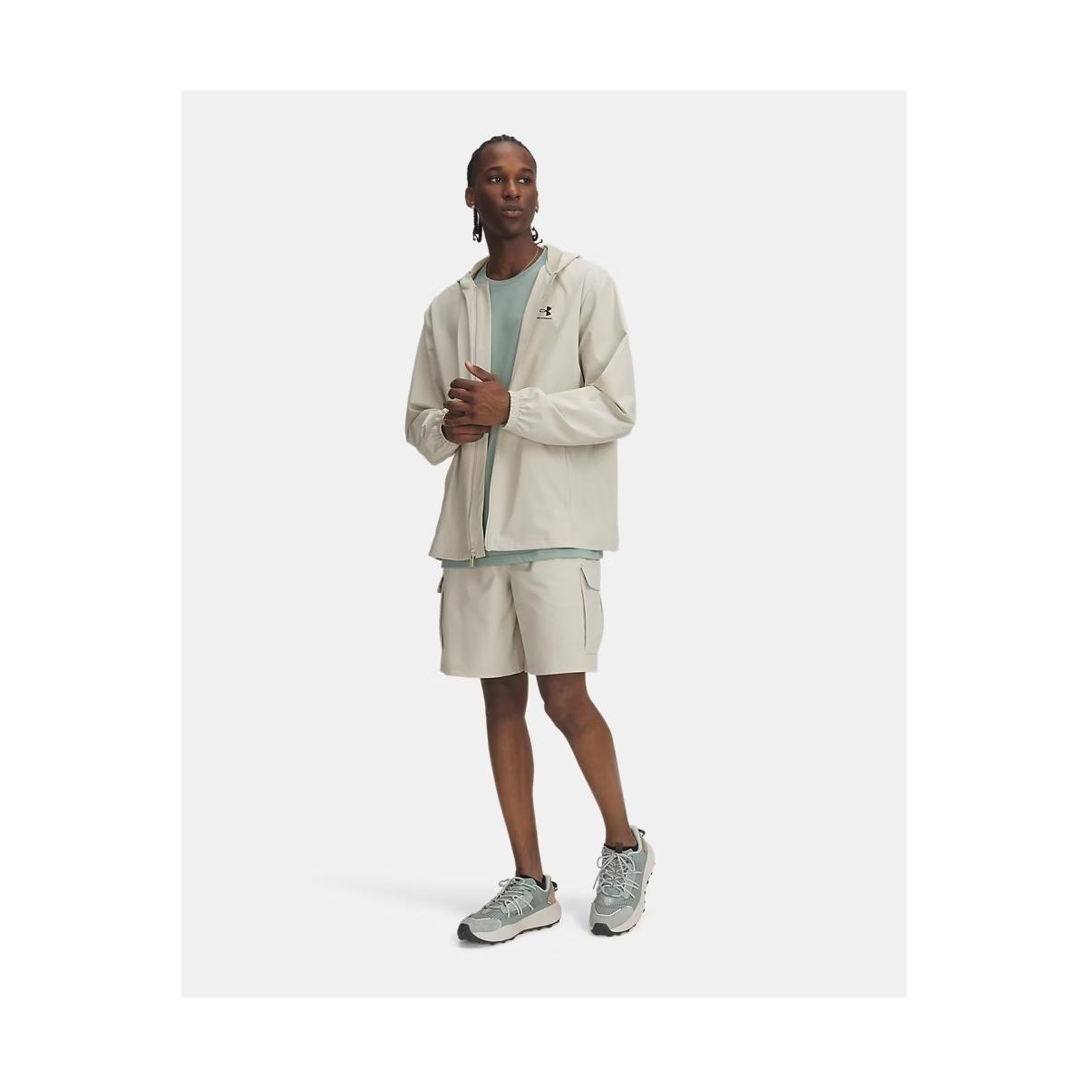 Vibe Woven Under Armour