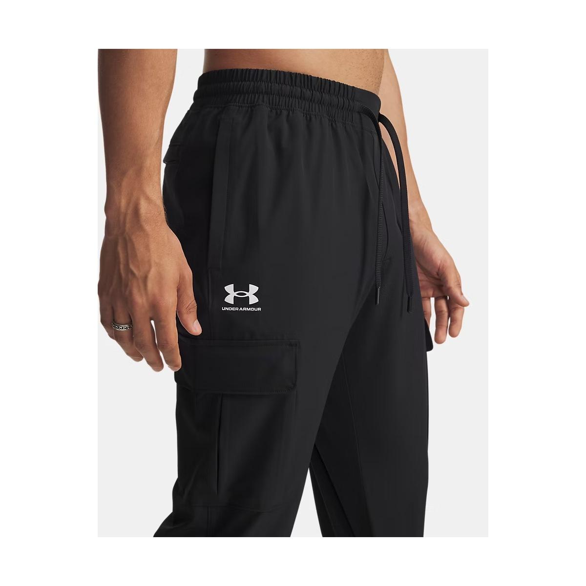 Vibe Woven Under Armour