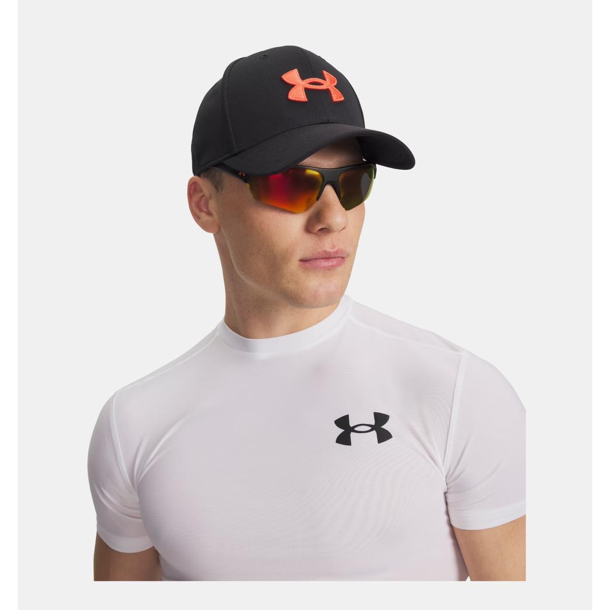 Blitzing Low M/L Under Armour