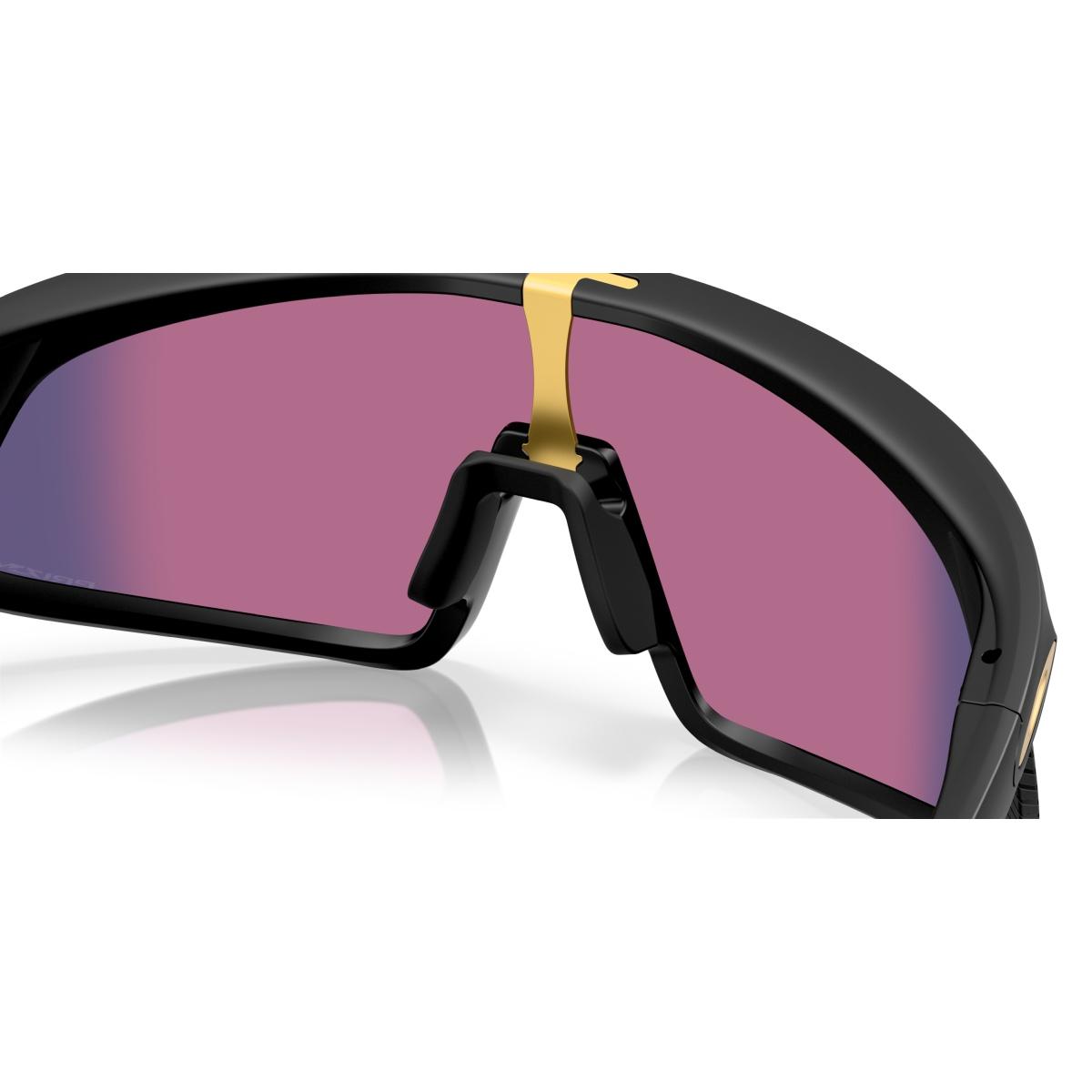 RSLV Oakley