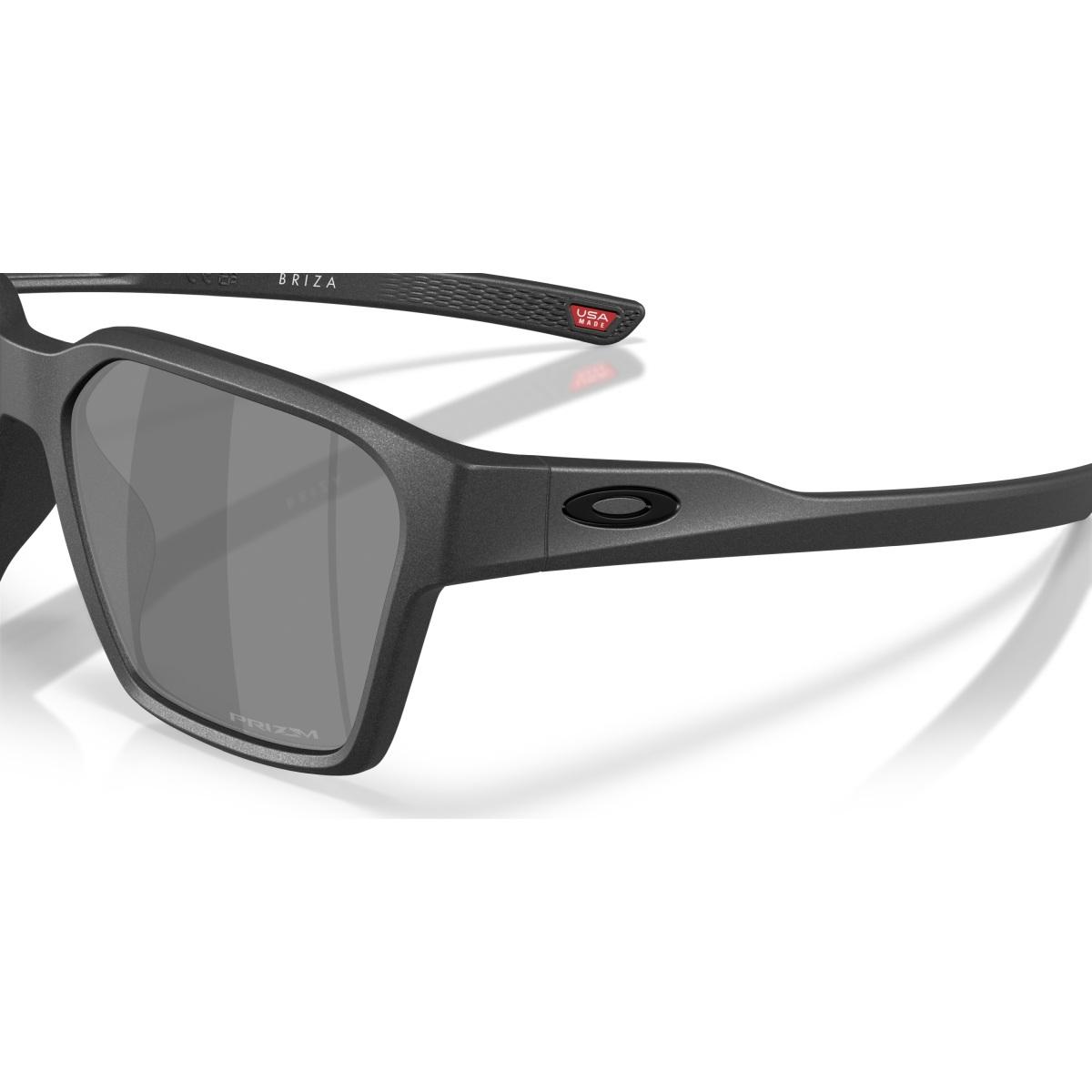 Briza Oakley