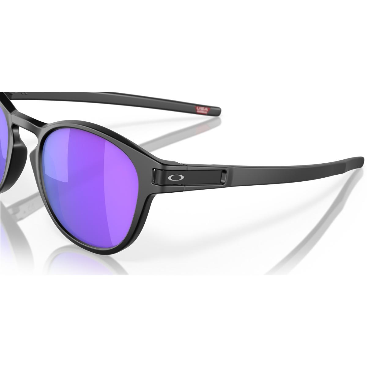 Latch Oakley
