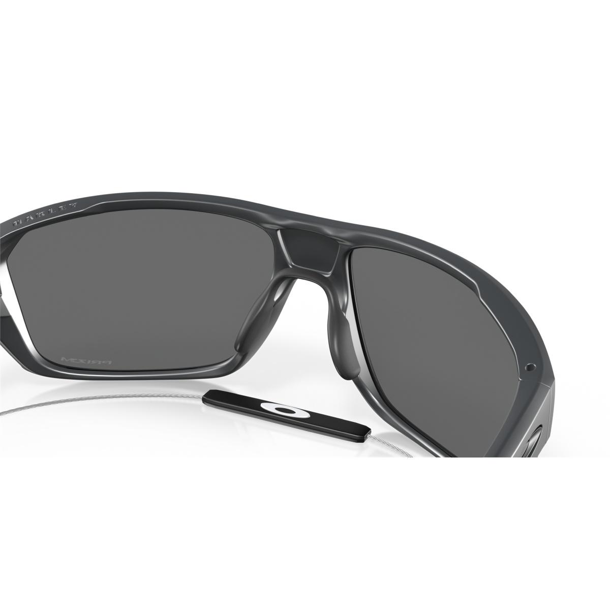 Split Shot Oakley