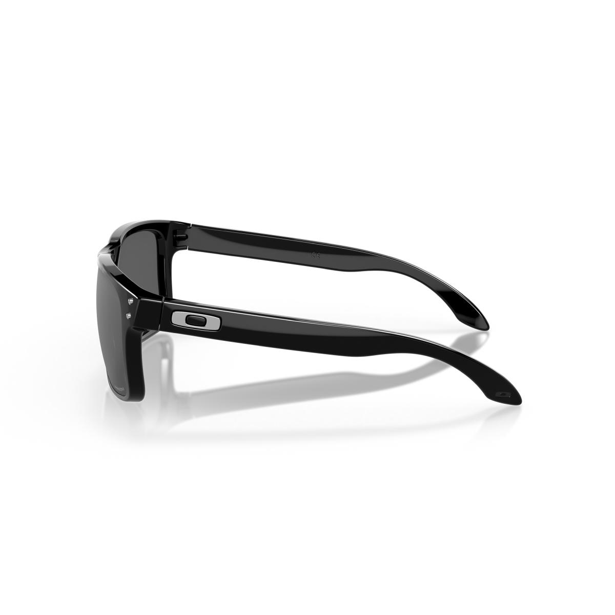 Hoolbrook Oakley
