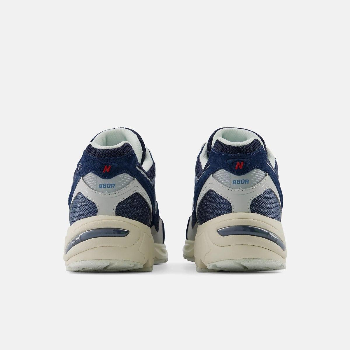880R New Balance