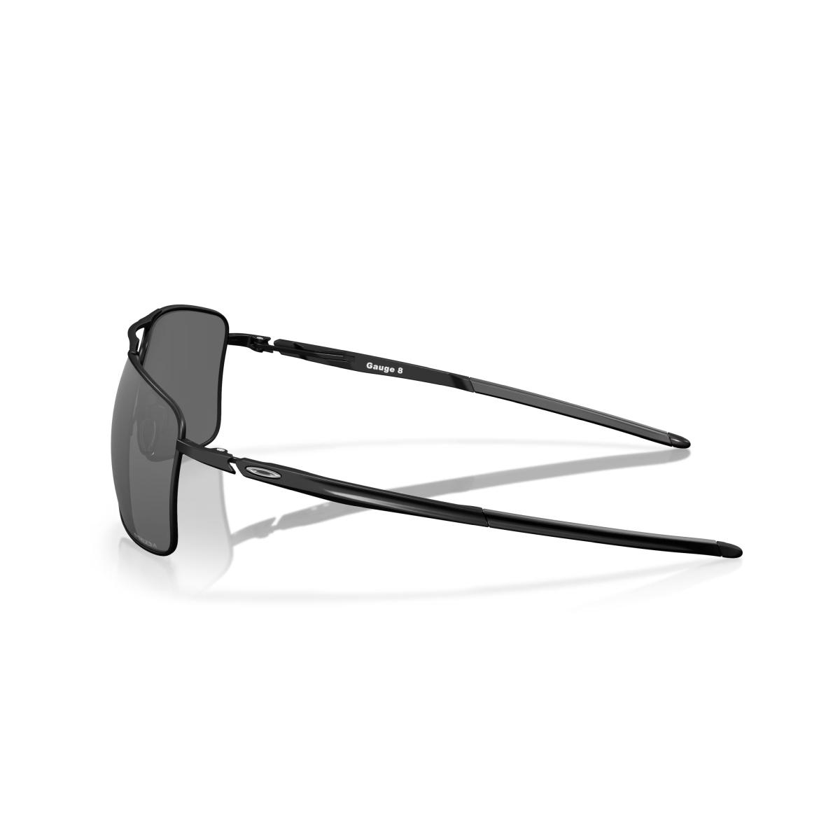 Gauge 8 Oakley