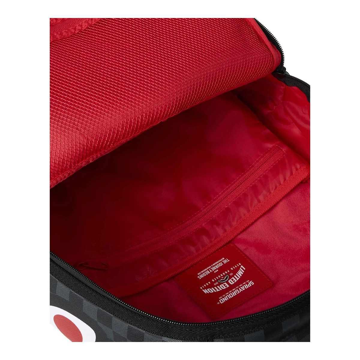 Looney Carrot Stash Sprayground