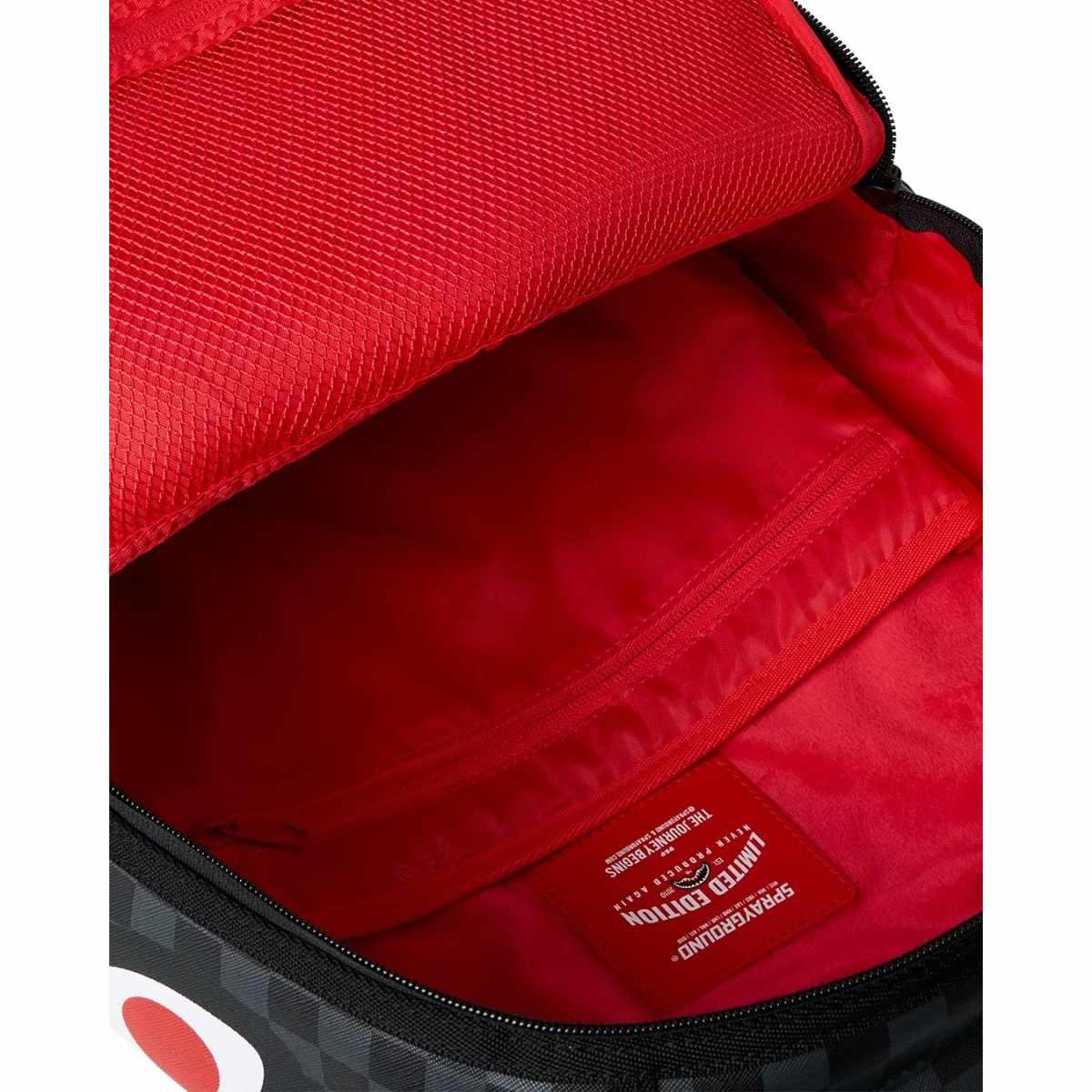 Looney Carrot Stash Sprayground