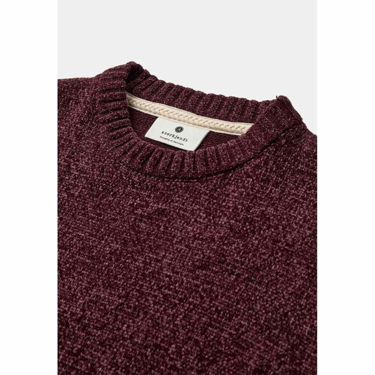 Aksune Chenille Knit Anerkjendt