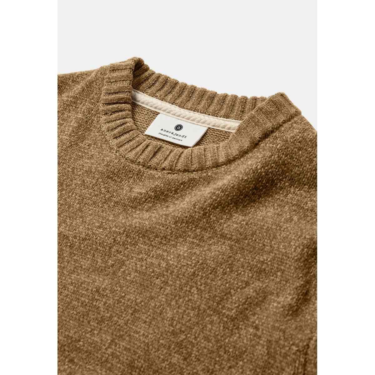 Aksune Chenille Knit Anerkjendt