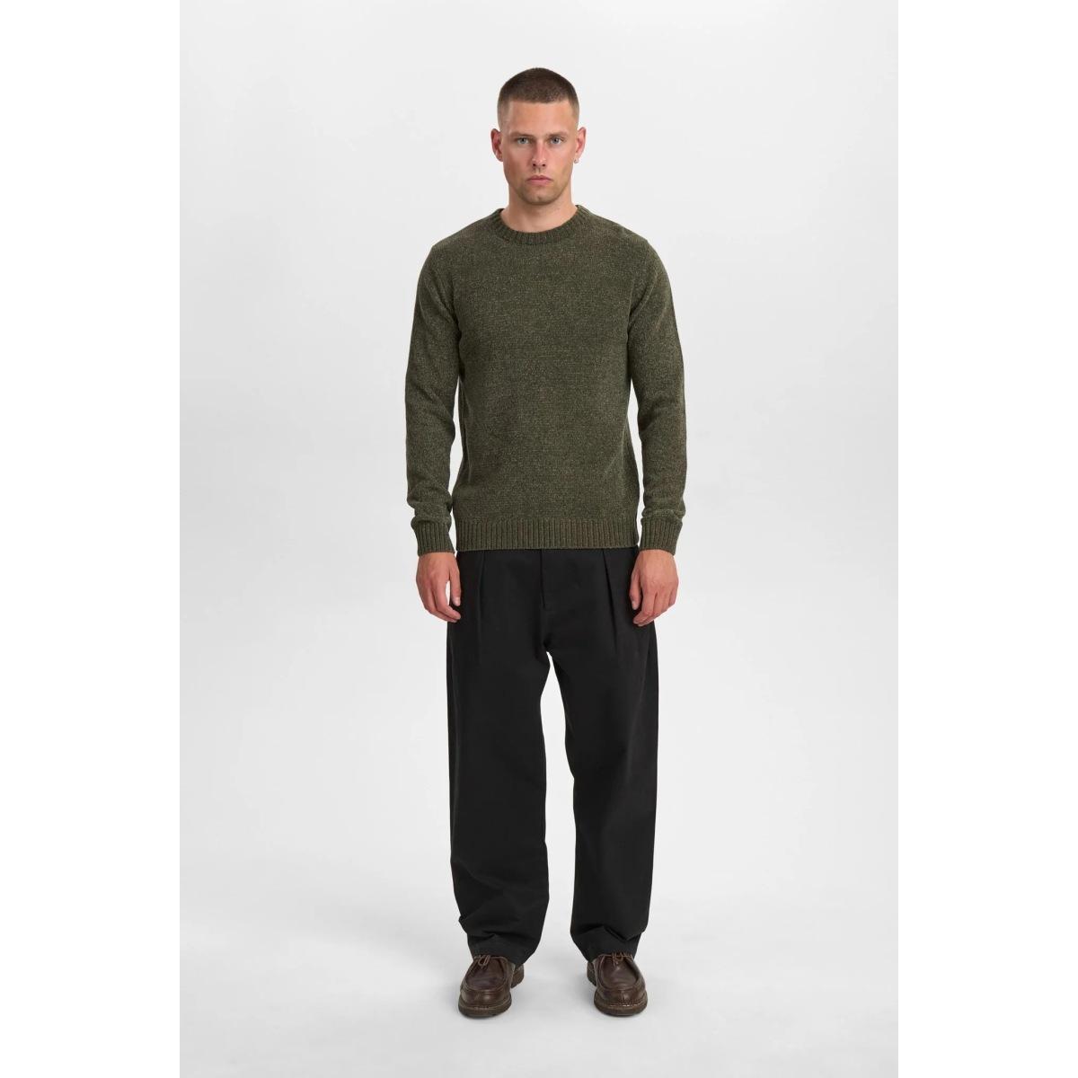 Aksune Chenille Knit Anerkjendt