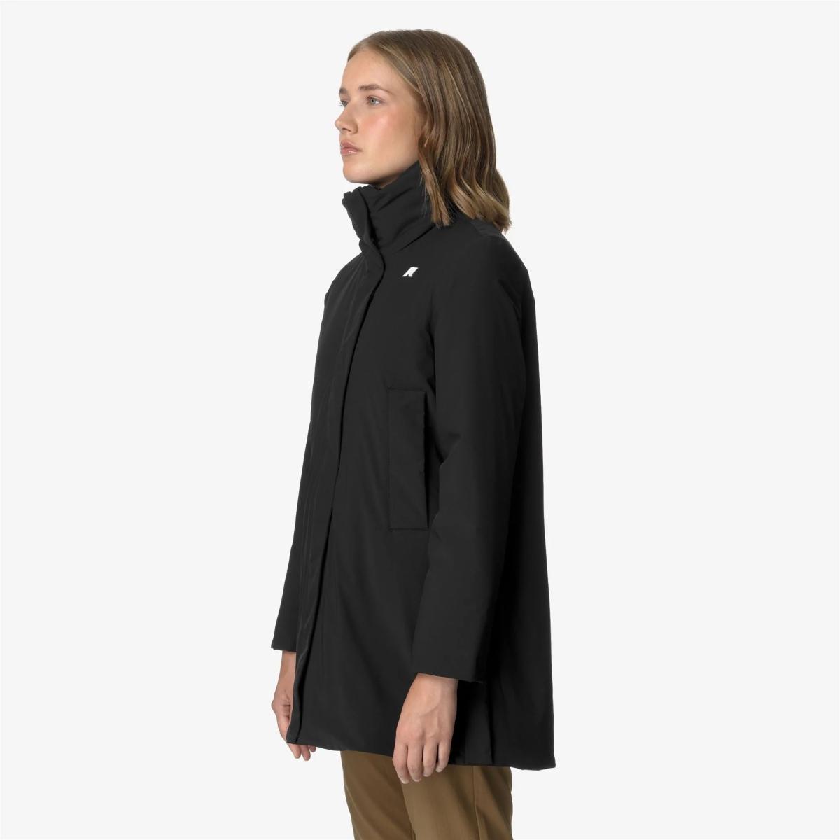 Marla St Warm Kway