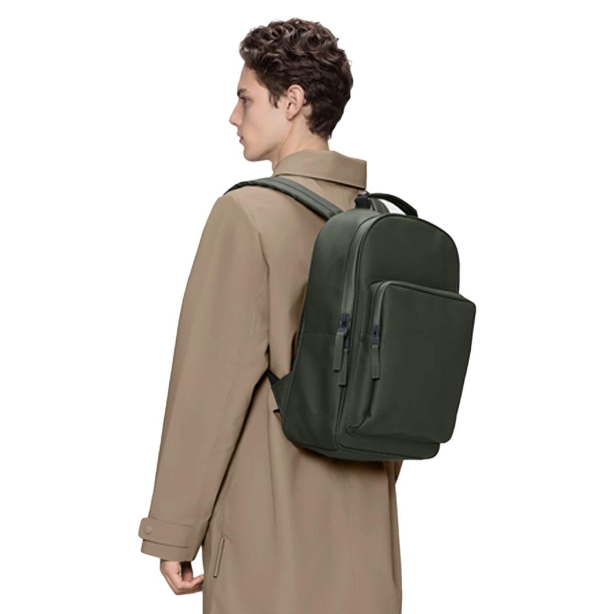 Book Daypack Large Rains
